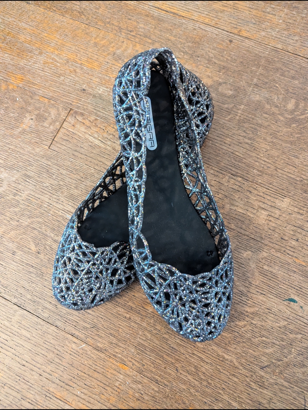 Glitter Cutout Flat Jelly Shoes